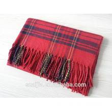 Forme a muchachas el invierno caliente de la tela escocesa el mantón largo de la bufanda